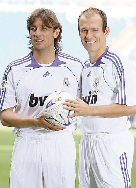 沱大雨中 沱大雨中