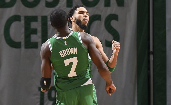 各大豪门往 各大豪门往